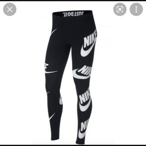 Nike LEG-A-SEE allover swoosh leggings *RARE*